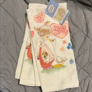 Precious Moments Kitchen Towel Set - very colorful